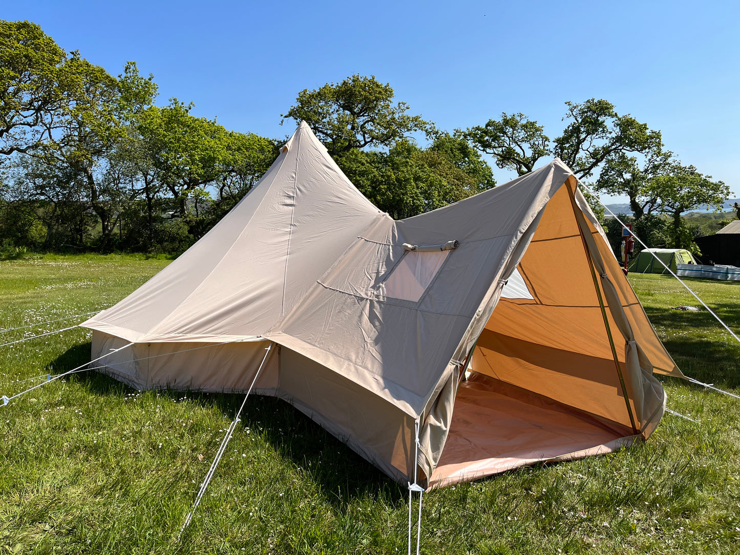 5m Bell Tent, Porch & 2 Mats Bundle
